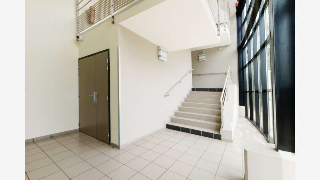 BEZONS (95): à louer plateau de 255 m2 de bureaux 