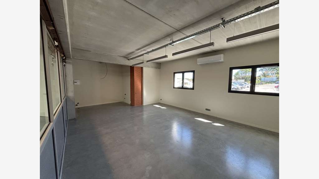 Bureau neuf 40 m² idéalement situé à Biarritz