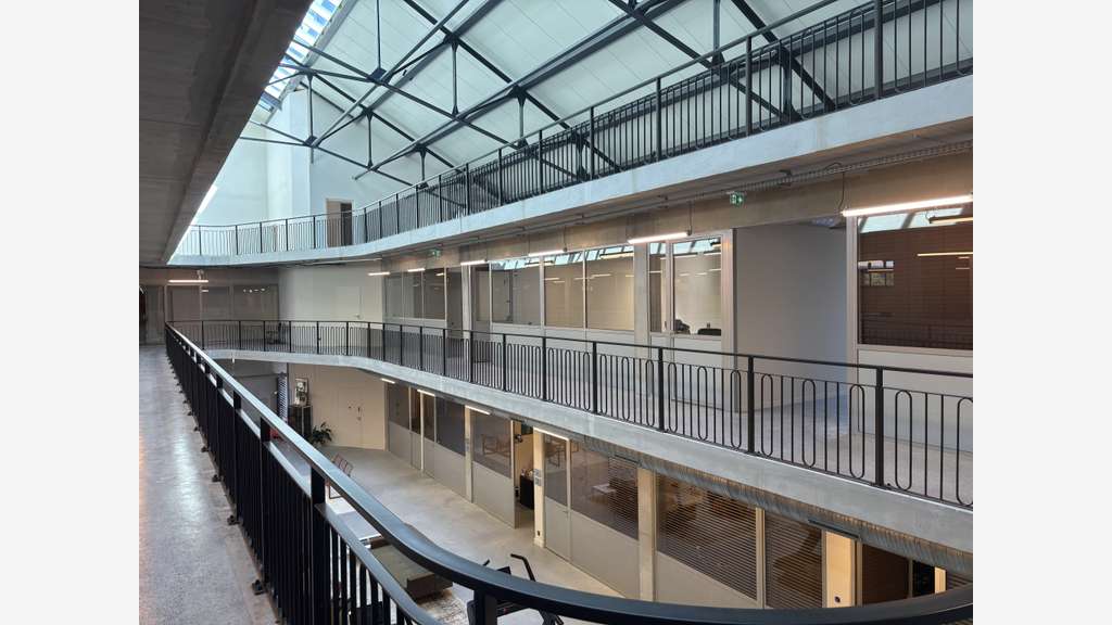 Bureau neuf 40 m² idéalement situé à Biarritz