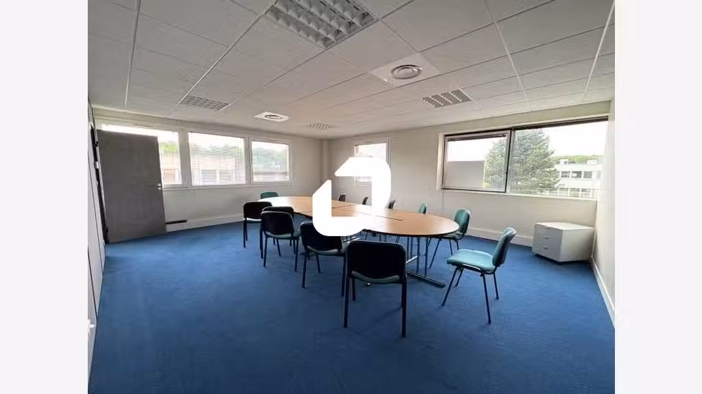 A louer Bureaux 201m² Bievres