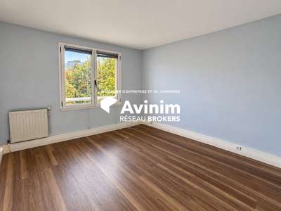 BUREAUX À LOUER – 60 M² – BOBIGNY (93) – 2 PARKING