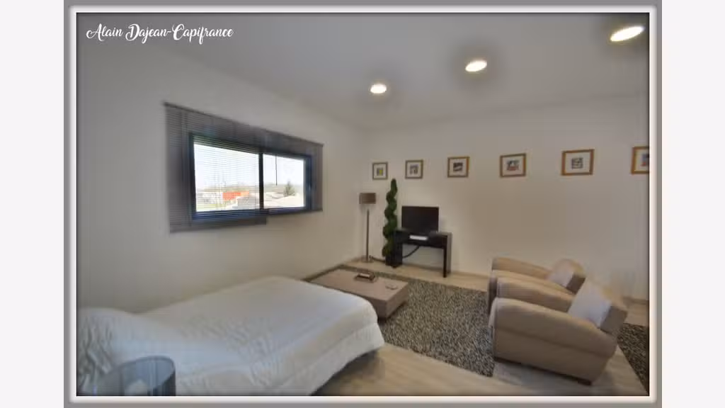 A louer bureau contemporain 41m² zone comm. de Boé
