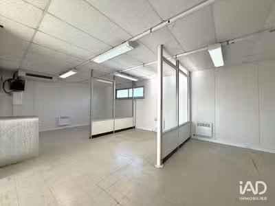 A louer bureau 74m² à Boissy-sous-Saint-Yon