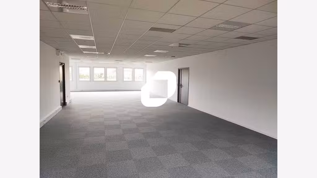A louer Bureaux 353m² Bondy