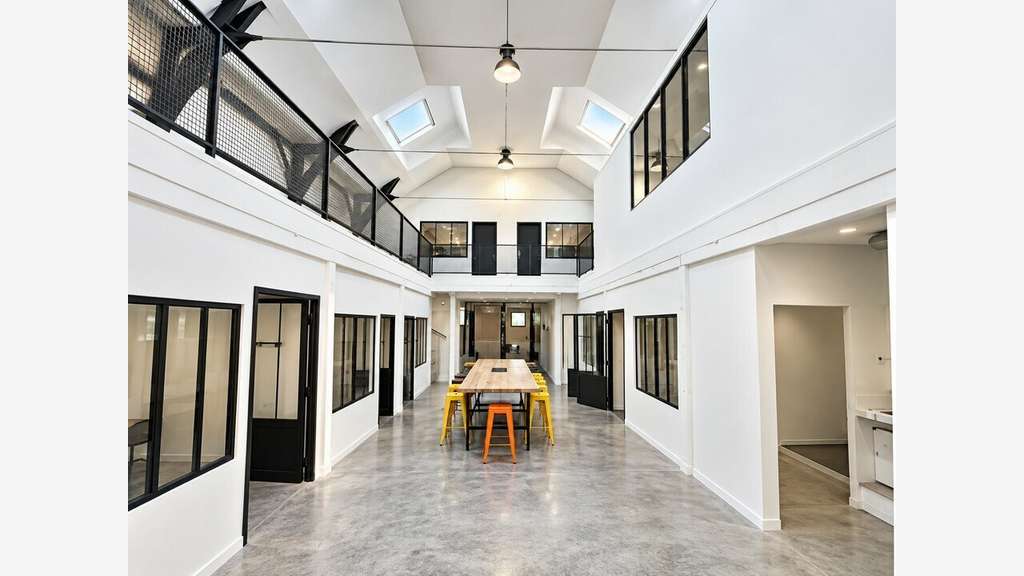 Local commercial 440m² à louer Bordeaux Gaviniès