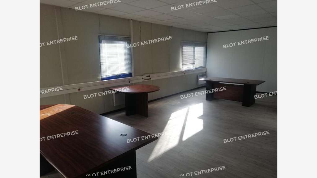 A louer bureaux 249m² zone de la Bouvre Bouguenais