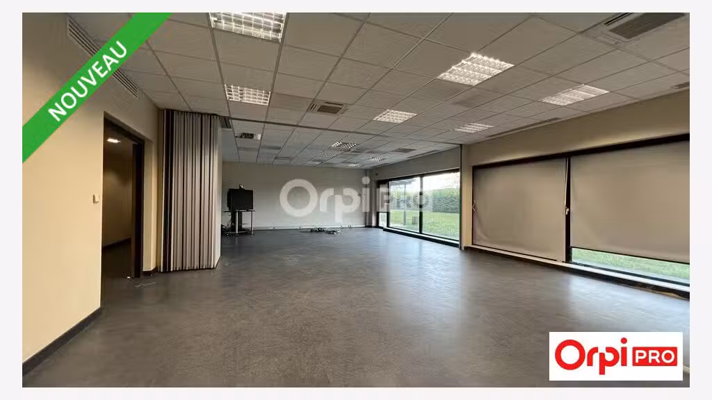 Bureaux 906m² RDC à louer ZI Nord à Bourg-de-Péage