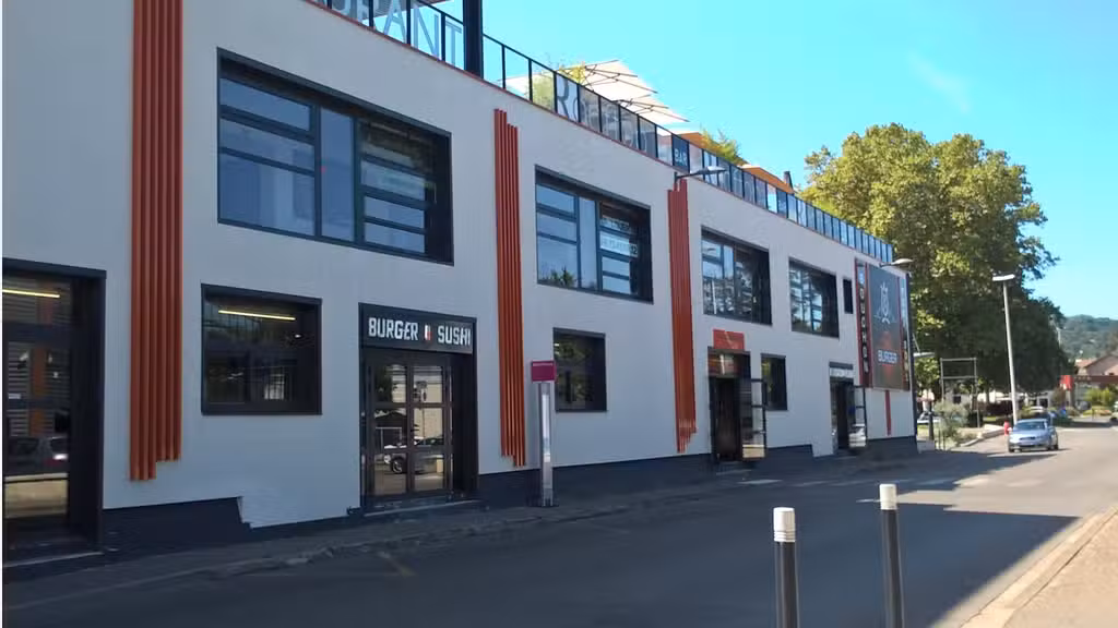Local 77m² à louer centre comm. Bourgoin-Jallieu
