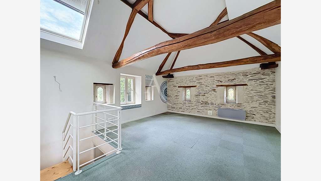 Loue local professionnel 128m² Brain-sur-L'Authion