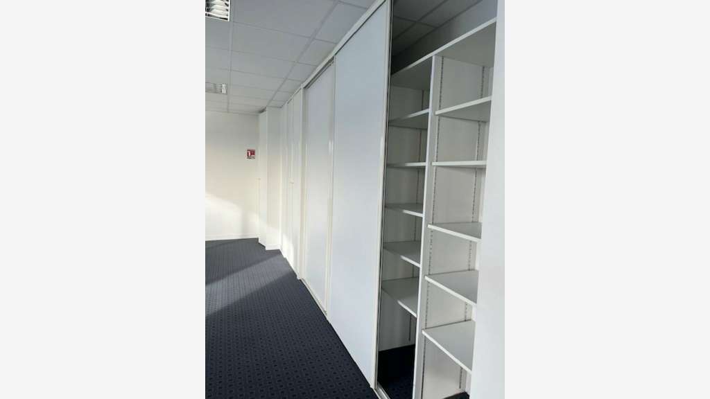 Bureaux 126m² à louer sur port de commerce Brest 