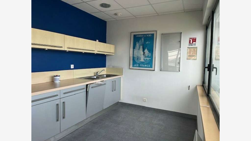 Bureaux 126m² à louer sur port de commerce Brest 