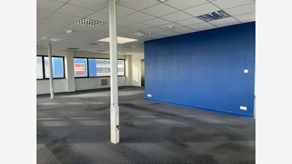 Bureaux 126m² à louer sur port de commerce Brest 