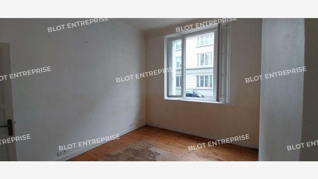 A louer bureaux 60m² rue du Château à Brest