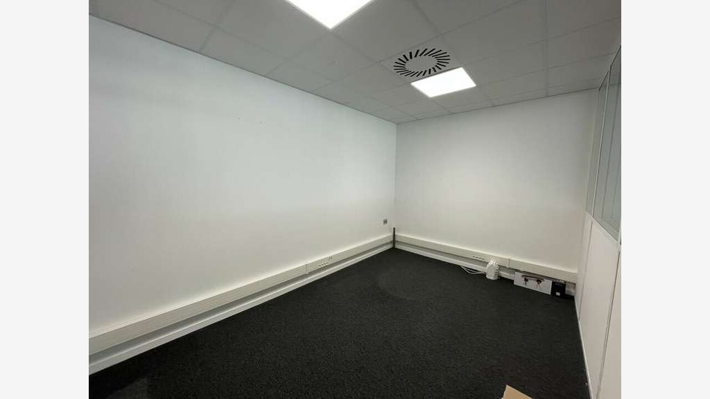 A louer bureaux de 117m² sur port de Brest