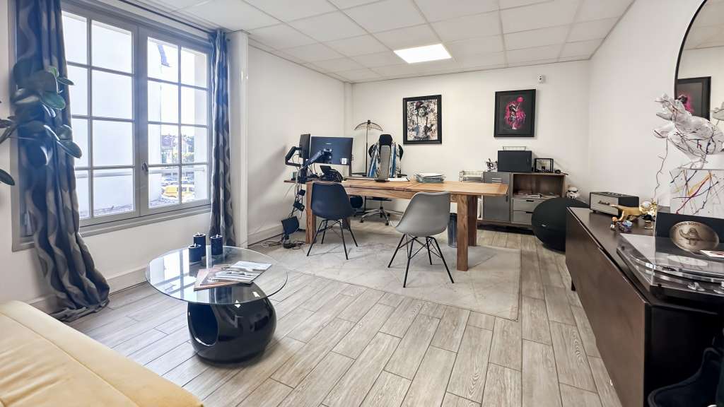 Bureaux Brie Comte Robert CENTRE avec parkings