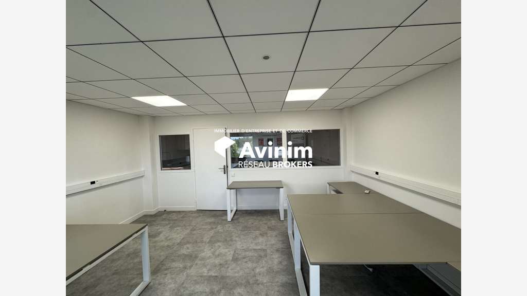 Loue bureaux neufs 35m² Brignais CGR / Moninsable