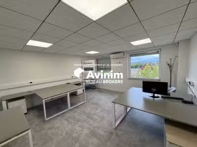 Loue bureaux neufs 35m² Brignais CGR / Moninsable