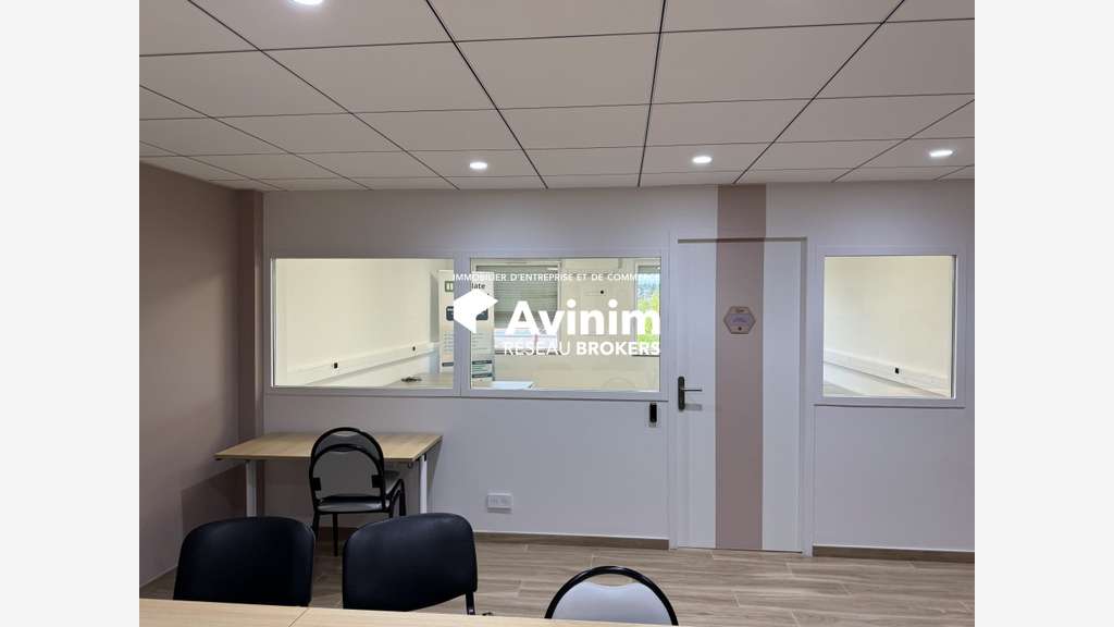 Loue bureaux neufs 35m² Brignais CGR / Moninsable