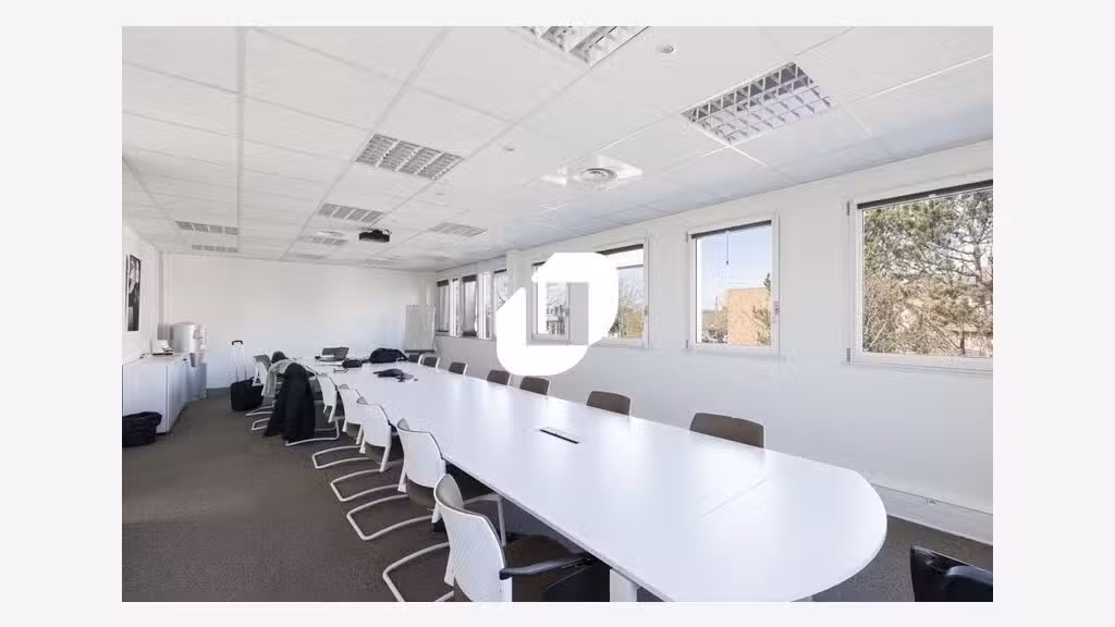 A louer Bureaux 118m² Bron