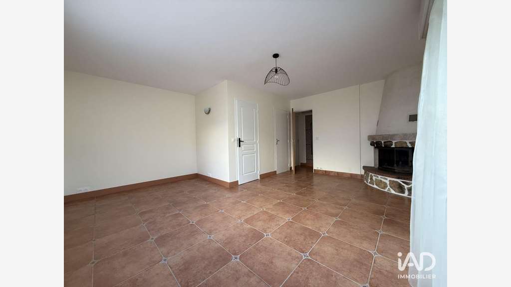 A louer bureau de 25m² à Brunoy Pyramide