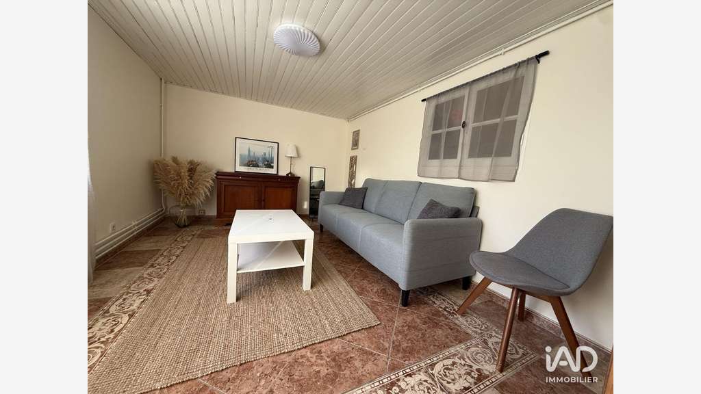 A louer bureau de 109m² à Brunoy Pyramide