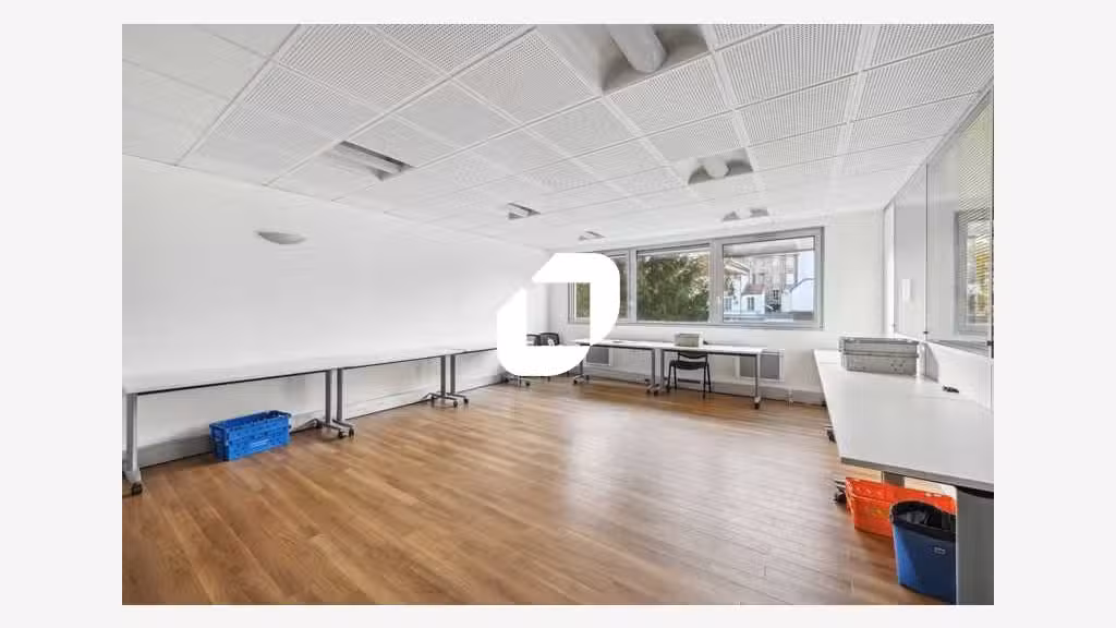 A louer Bureaux 2259m² Cachan