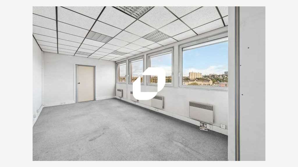 A louer Bureaux 2259m² Cachan
