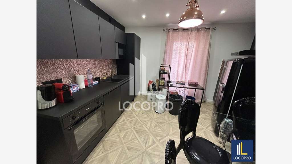 Location bureau privatif meublé 14m² à Cannes