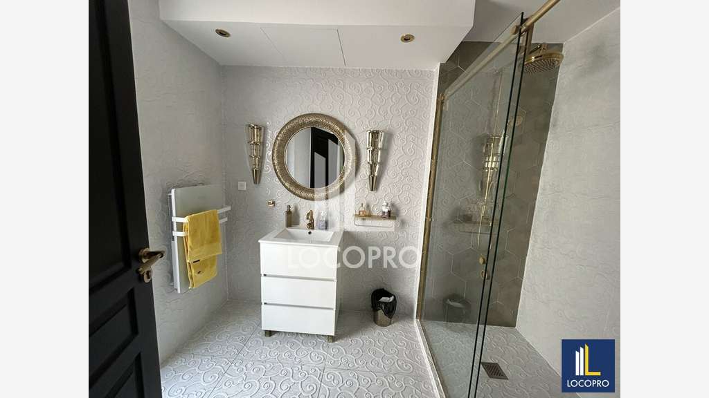 Location bureau privatif meublé 14m² à Cannes