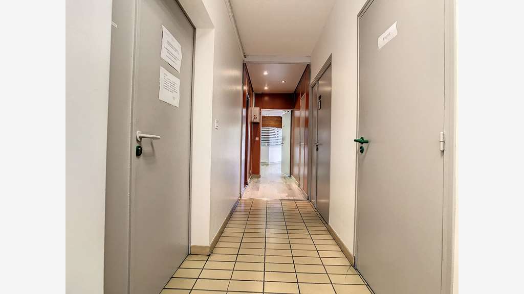 Local professionnel 2 pièces 40m² à Carentoir 