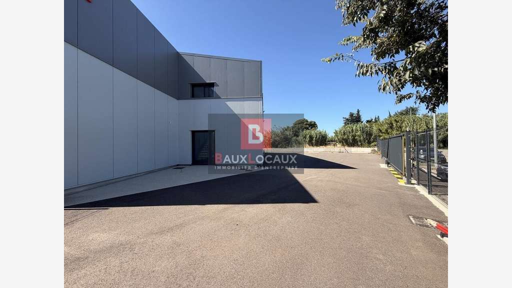 CAVAILLON - BUREAUX à louer