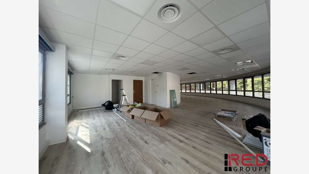 A louer bureaux 185m² à Aix-en-Provence centre