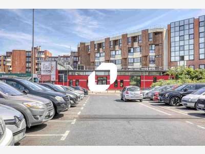 A louer Bureaux 1772m² Cergy