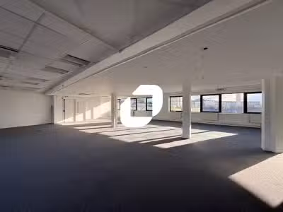 A louer Bureaux 412m² Cergy