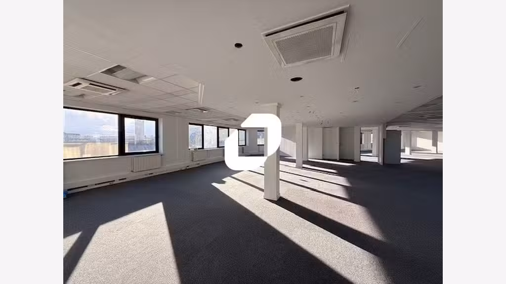 A louer Bureaux 412m² Cergy