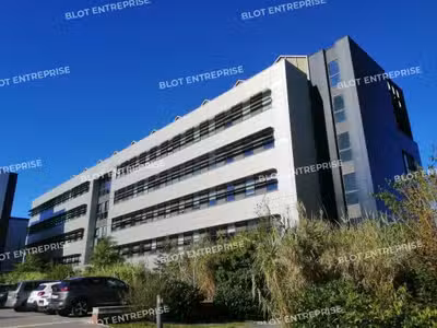 A LOUER - BUREAUX 481 m² - CESSON-SEVIGNE