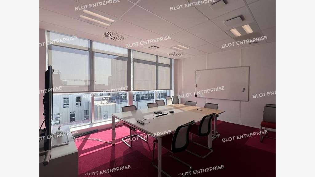 A louer bureaux de 1 790m² à Cesson-Sevigné