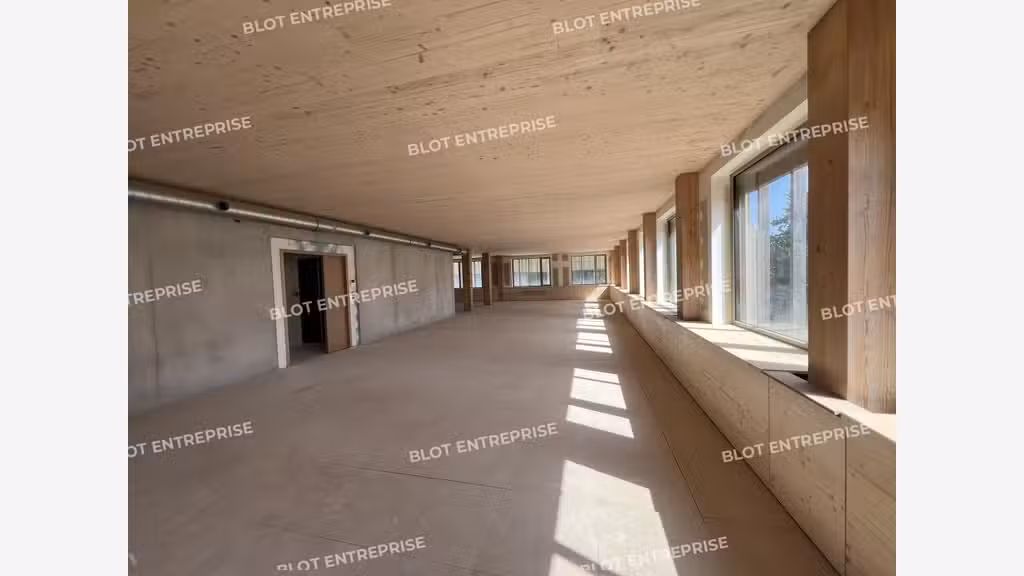 A louer bureaux 305m² à Cesson-Sévigné ViaSilva 