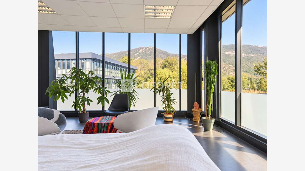 A louer bureaux 32m² Challes les Eaux ZA Massettes