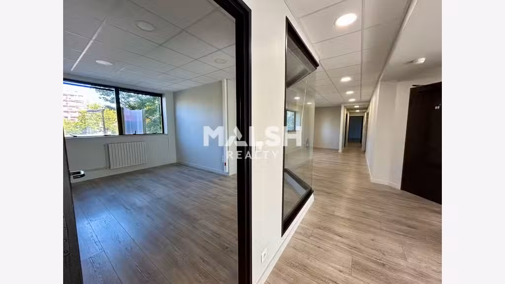 A louer bureaux 350m² à partir 150m² à Champagne