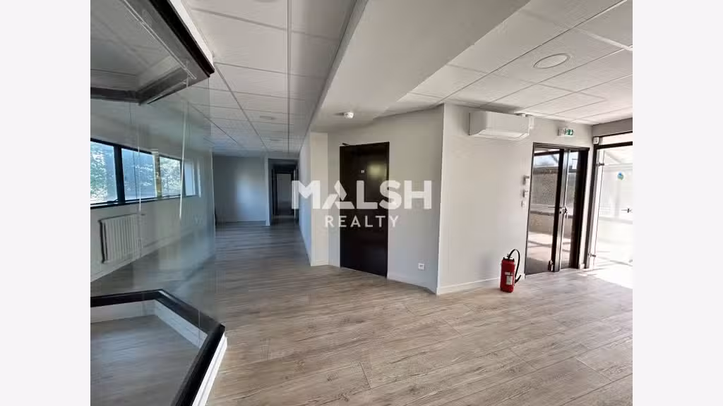 A louer bureaux 350m² à partir 150m² à Champagne