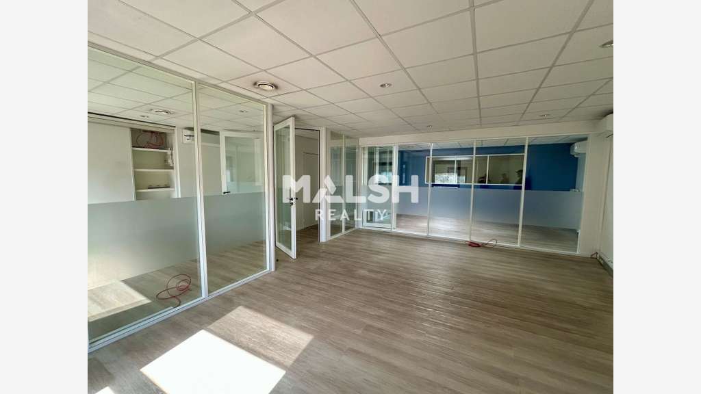A louer bureaux 350m² à partir 150m² à Champagne