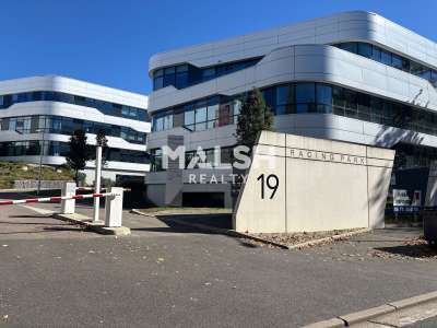 CHAMPAGNE-AU-MONT-D'OR - Bureaux de 243 m² - A LOU