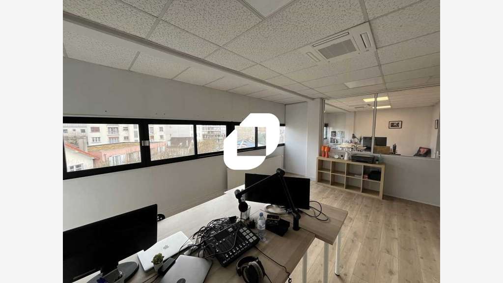 A louer Bureaux 805m² Champigny sur marne