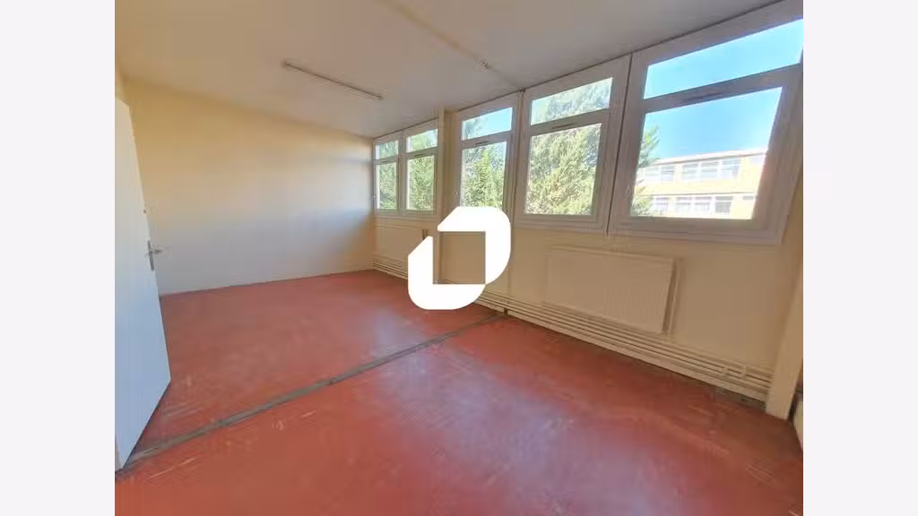 A louer Bureaux 158m² Champigny sur marne