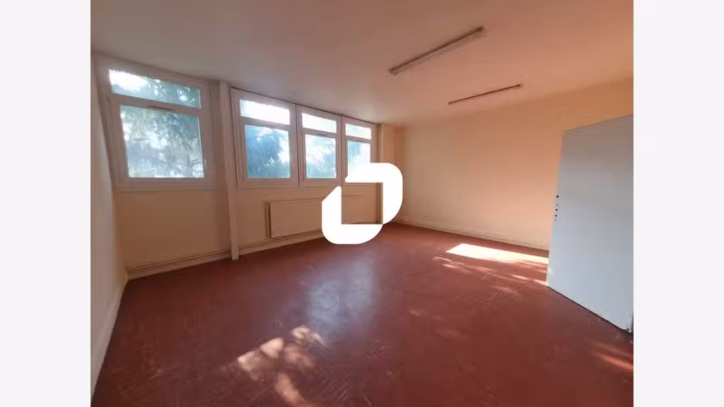 A louer Bureaux 158m² Champigny sur marne