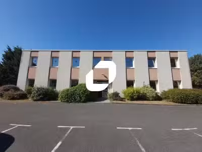 A louer Bureaux 150m² Champlan