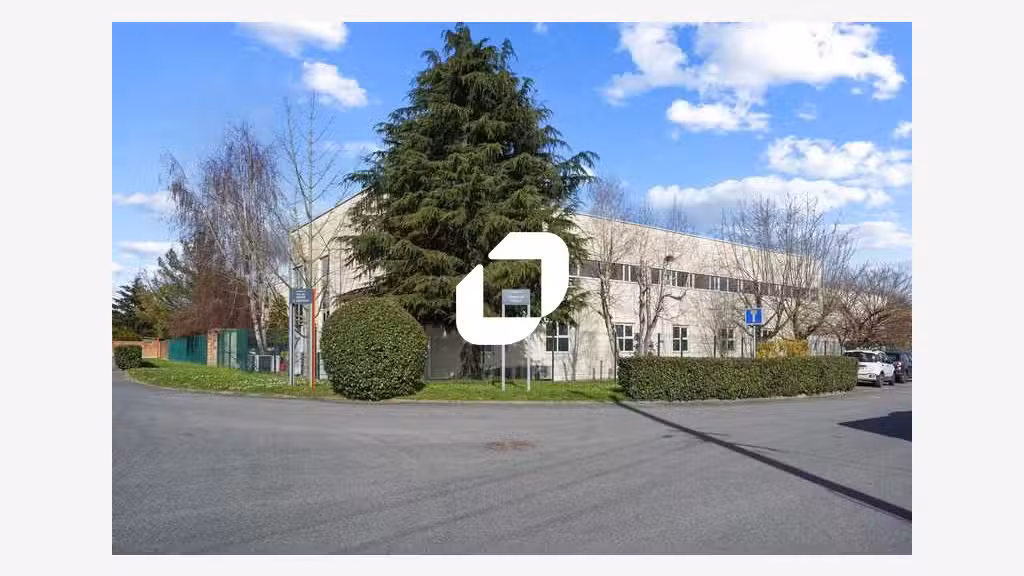 A louer Bureaux 580m² Champlan