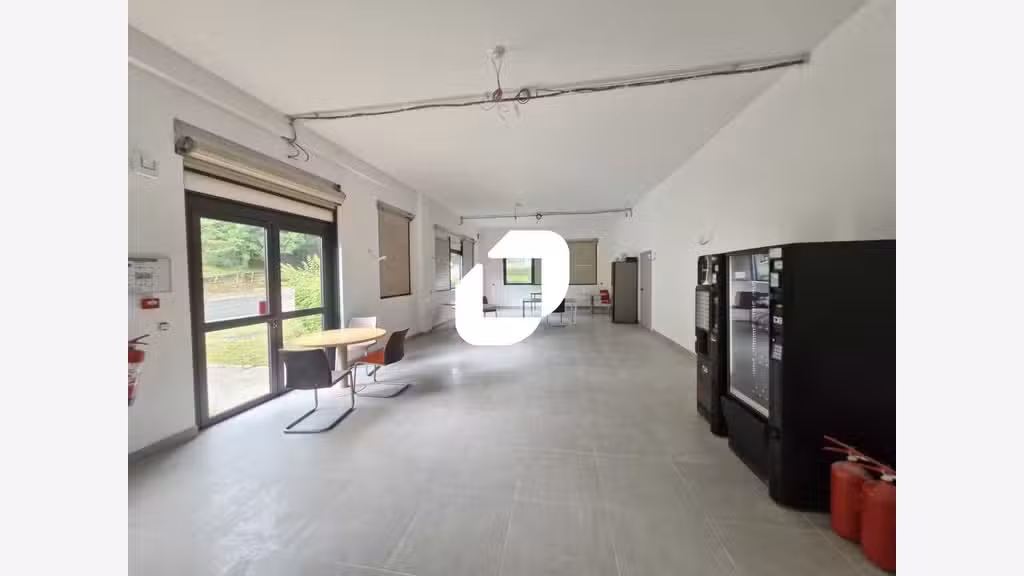 A louer Bureaux 380m² Champs sur marne