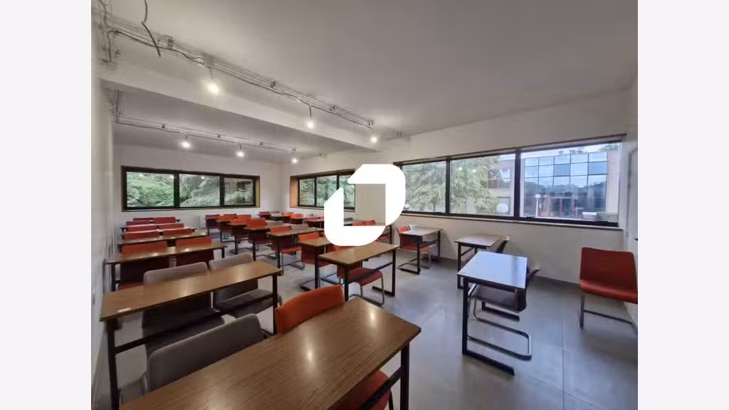 A louer Bureaux 380m² Champs sur marne